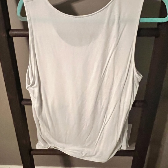 White sleeveless top with stretchy back - Picture 2 of 2